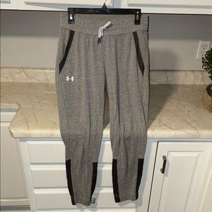 Under Armour Heather Gray Joggers with Black Details
